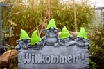 Willkommen Schild Fünf Wichtel Zwerge Deko Figuren Garten Dekorationen Farbe Grün