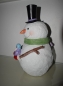 Winterzeit Weihnachtszeit Schneemann mit Mädchen