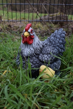 Huhn Gartenfigur Henne mit Küken