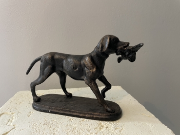 Deko Jagdhund mit Beute Hund Material Gusseisen