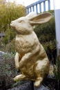 Großer lebensechter Hase, Goldhase, Gartenfigur, Polyresin,Dekoration Ostern