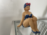 Dekofigur Frau Badefrau Gartenfigur handbemalt Kunststein